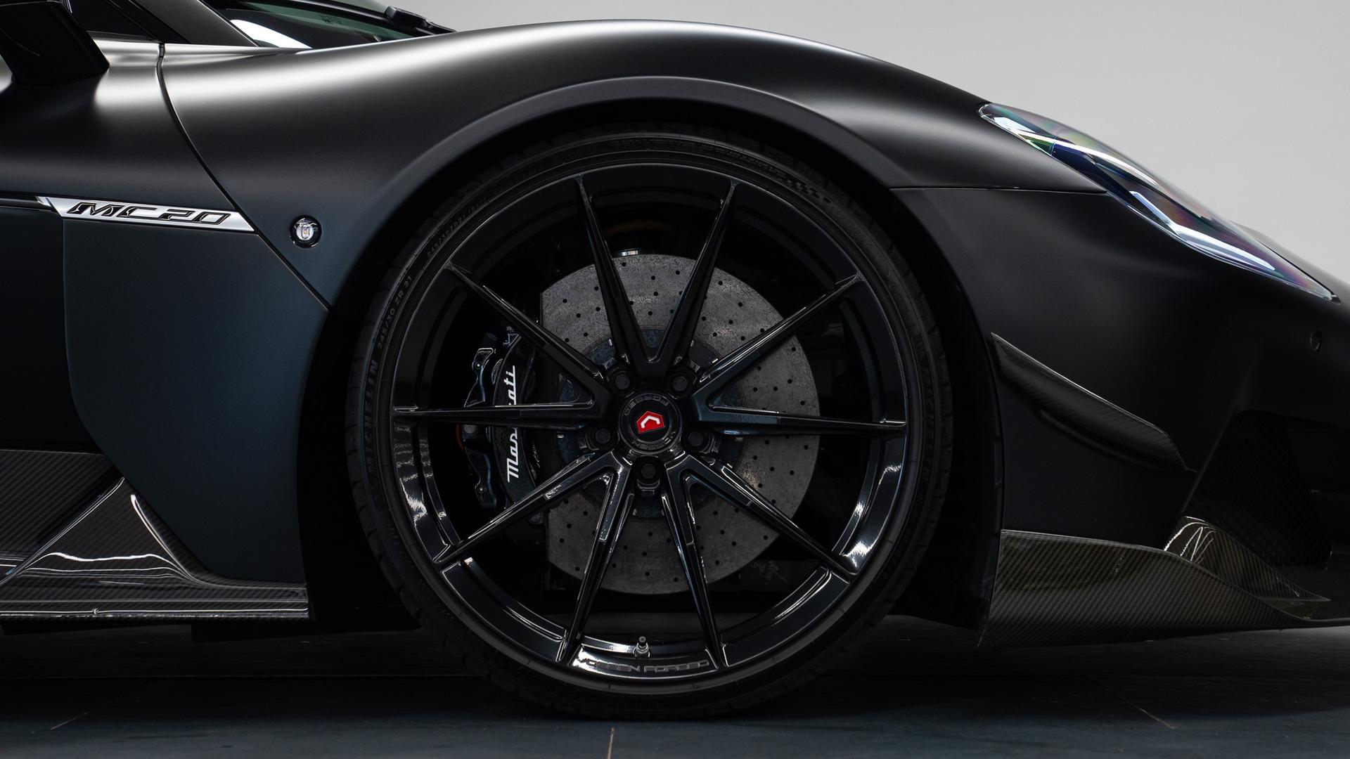 Maserati MC20 Photo 571de2b6-5c50-4eb1-8a38-6c7891d62de6.jpg