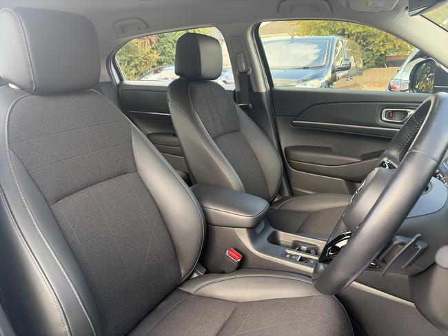 Honda HR-V Photo 57469d6a-43de-4e10-b2be-5ad85c5c3878.jpg