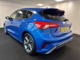 Ford Focus Photo 6