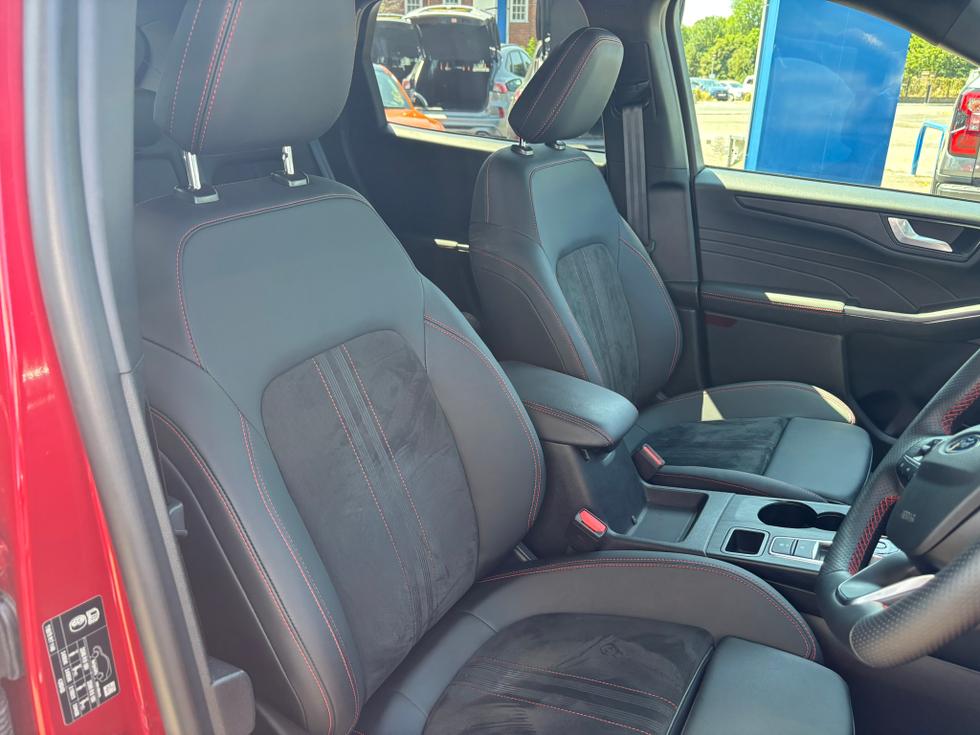 Ford Kuga Photo 57522da7-0ff2-410d-abe6-06d6a63b5822.JPEG