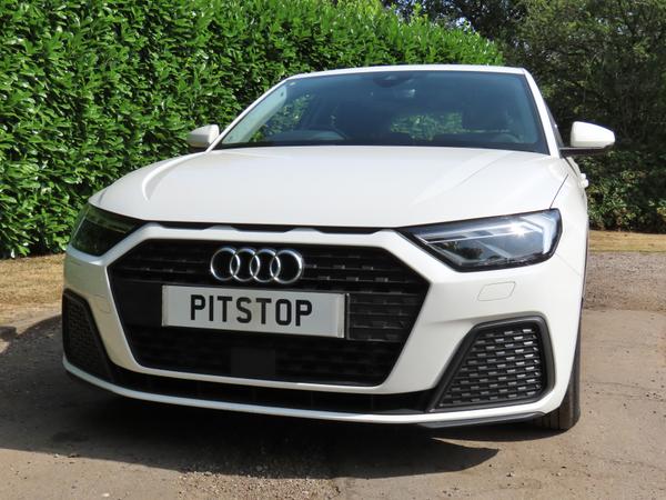 Used Audi A1 KM72BXO 10