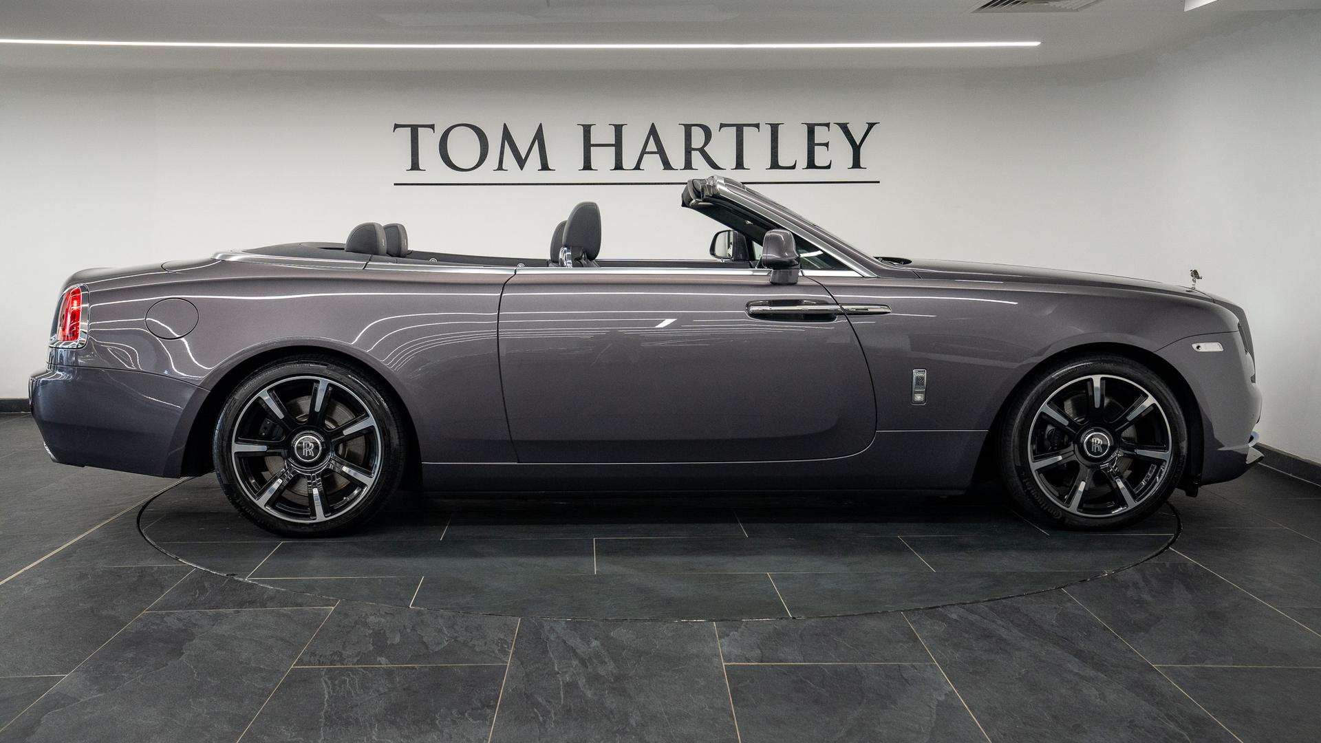 Rolls-Royce Dawn Photo 576e380f-a07e-4a88-b54f-5723af45faa0.jpg
