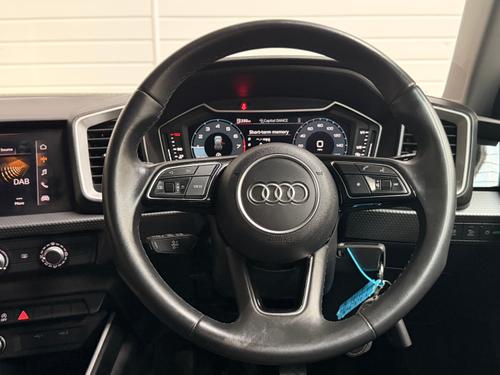 Audi A1 Photo 5786b8c6-a09d-49e1-b0c2-6d3976d56aa9.jpeg
