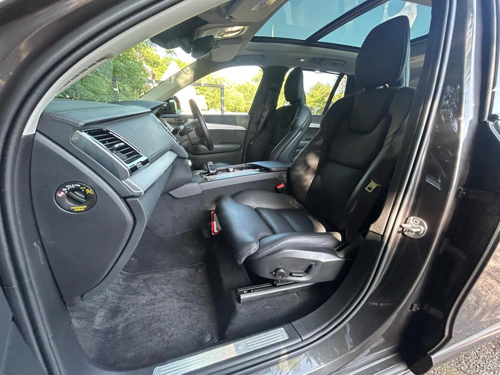 Used Volvo XC90 YP23TCV 34