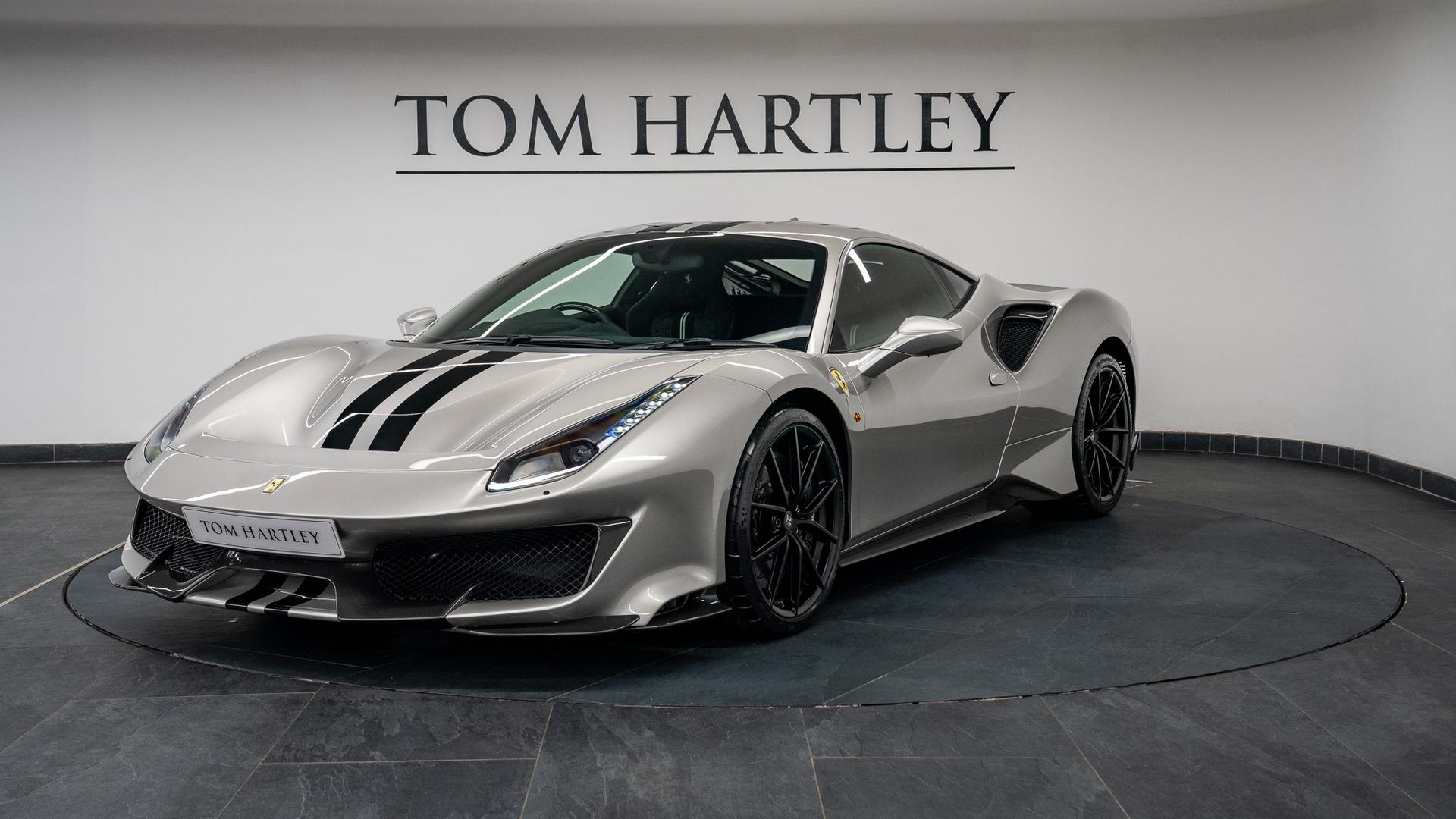 Ferrari 488 Photo 5794323e-c277-47d3-aa27-0d3bd54167fc.jpg