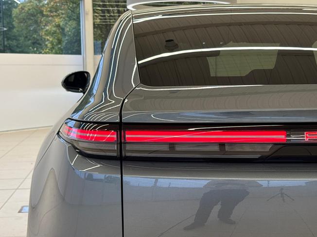 Porsche Cayenne Photo 23