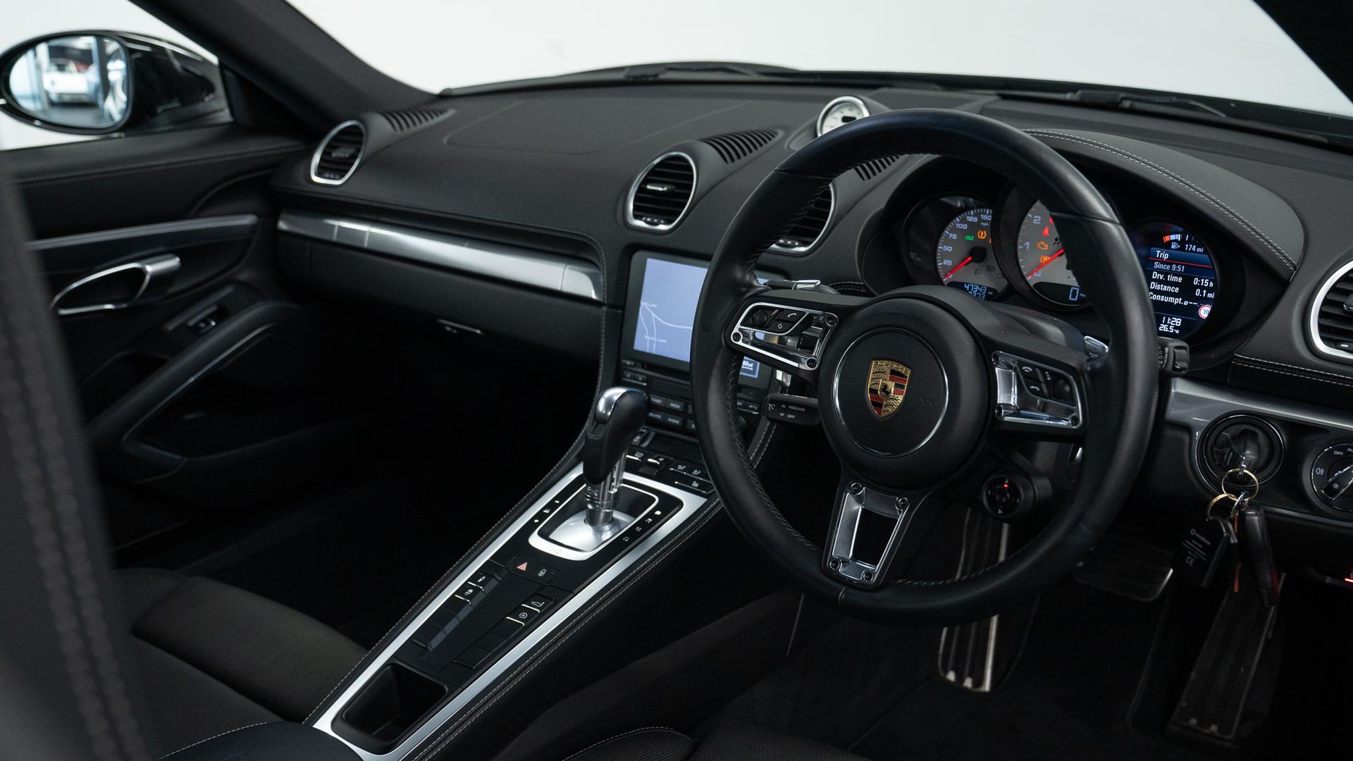 Porsche 718 Cayman Photo 579ebc49-e457-4f4e-bfe0-fc2f2fe70ea8.jpg