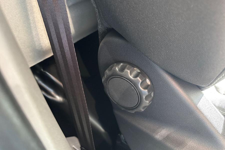 Ford TRANSIT CUSTOM Photo 57aa3d2c-d9a8-439c-b570-ce8c34d8831e.jpg