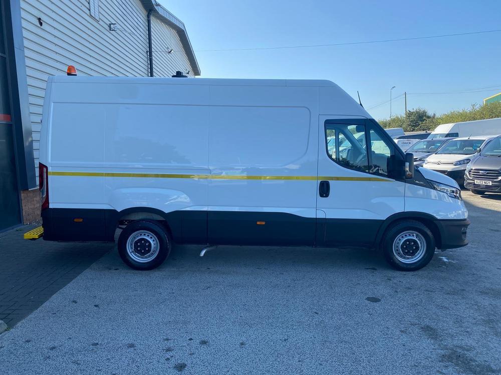 Iveco Daily 35S14 Photo 57b3849b-ff02-43e0-a652-e8769f5b2647.jpg