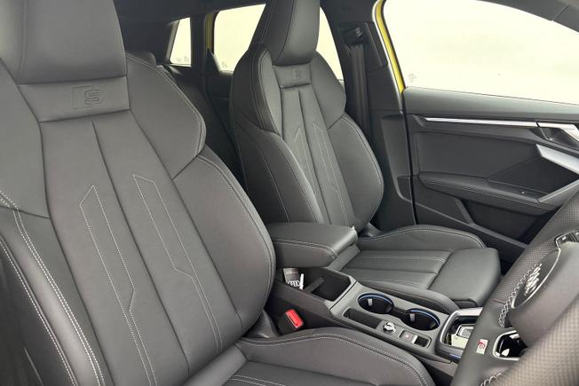 AUDI  A3 Photo 25
