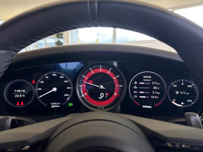 PORSCHE 911 Photo 16
