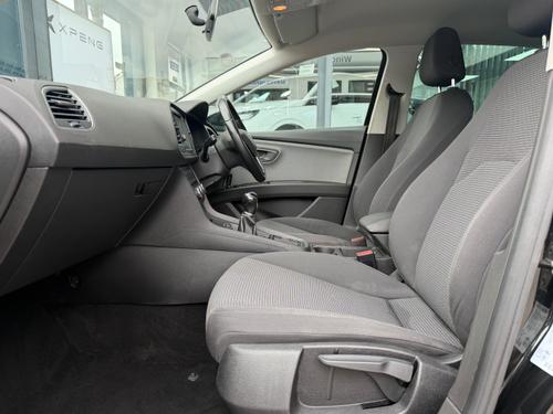 SEAT Leon Photo 57fa1fc1-8e4f-414f-9dc8-41300101e395.jpeg