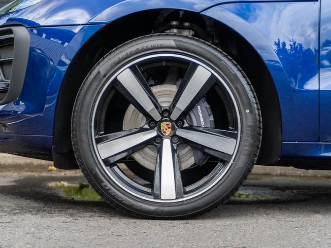 PORSCHE Macan Photo 4