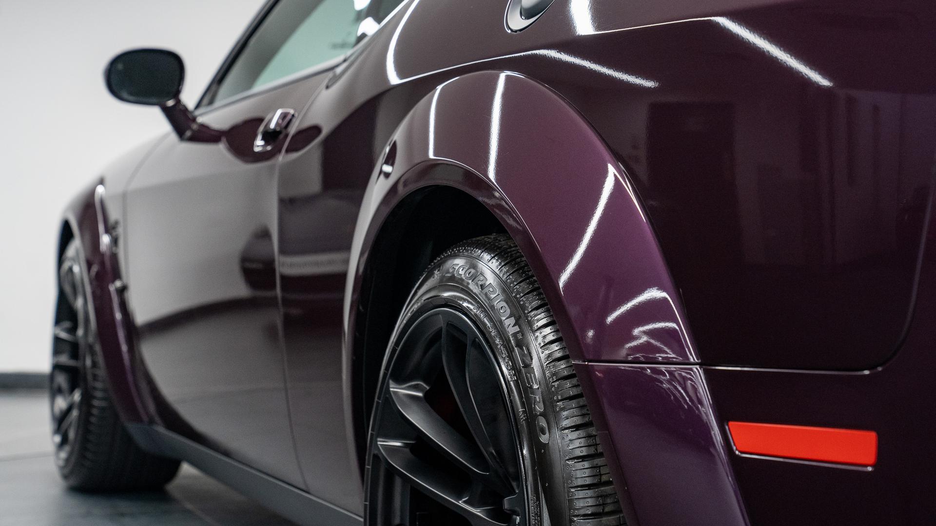 Dodge Challenger Photo 58410755-691d-4972-8bf1-401c479cef62.jpg
