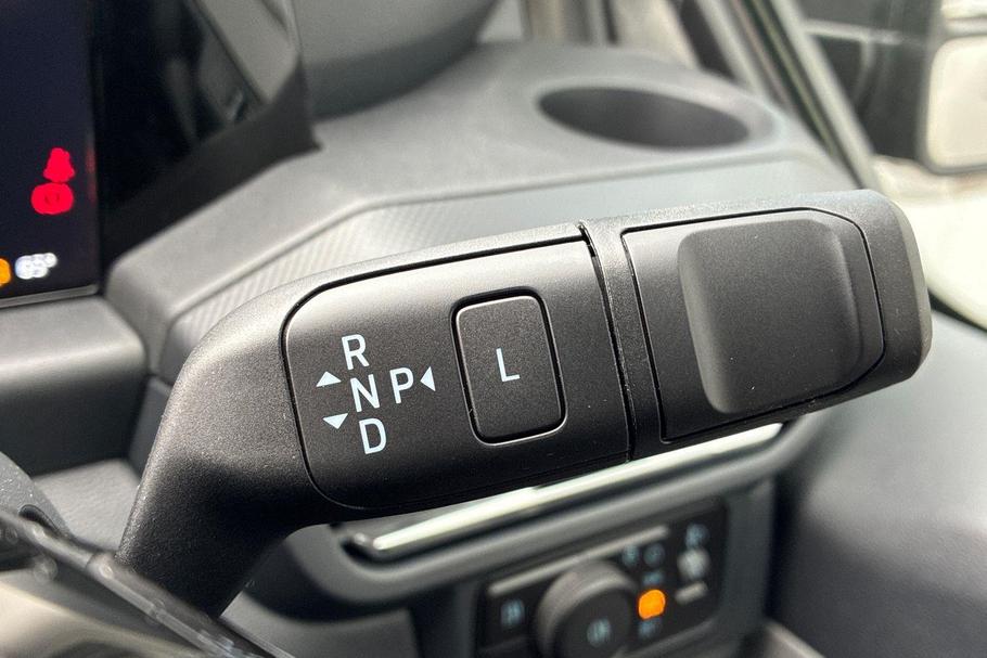 Used Ford CUSTOM CUSTOMPHEV13 18
