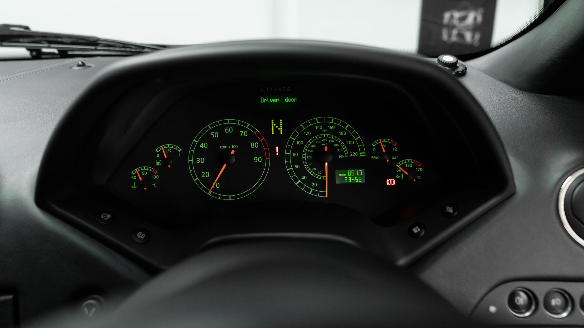 LAMBORGHINI Murcielago Photo 584c2cef-9a2c-4a1e-b29f-024cec662a07.jpg