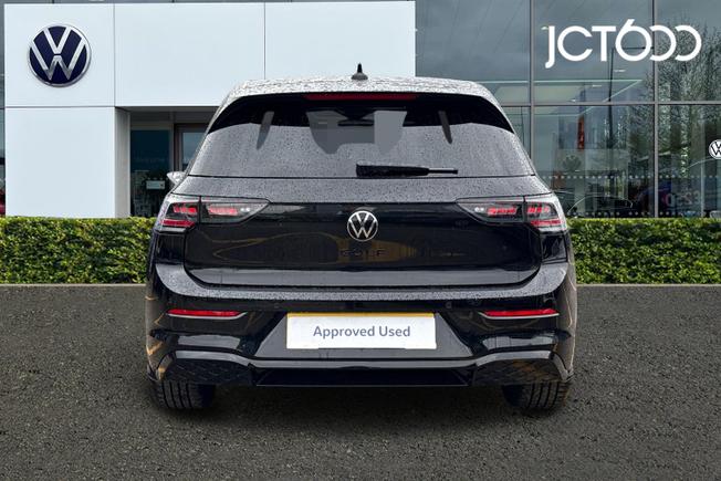 VOLKSWAGEN Golf Photo 7