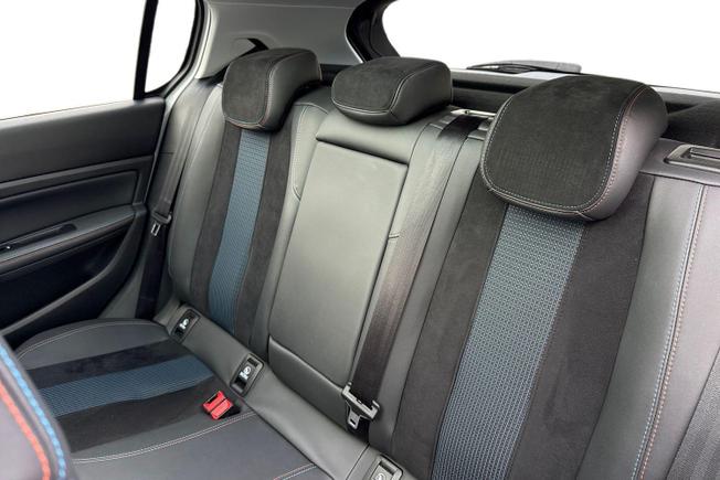 PEUGEOT 308 Photo 9