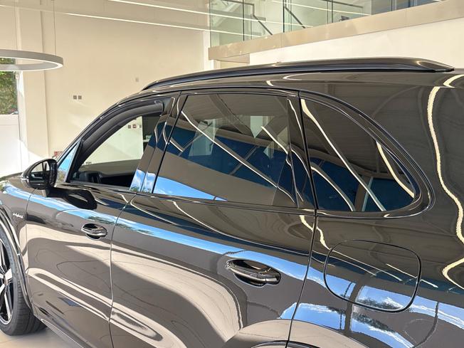 Porsche Cayenne Photo 34