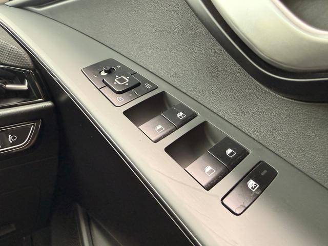 Kia Niro Photo 5884688f-200b-4800-b019-897a94e1bf0f.jpg
