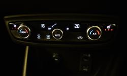 Vauxhall CROSSLAND Photo 16