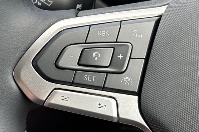 VOLKSWAGEN T-Cross Photo 14