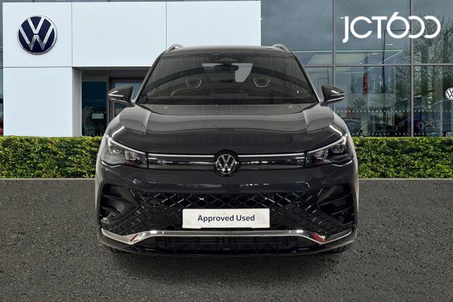VOLKSWAGEN Tiguan Photo 8