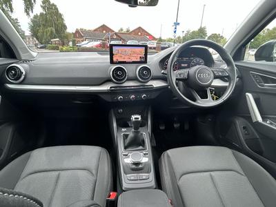Audi Q2 Photo 14