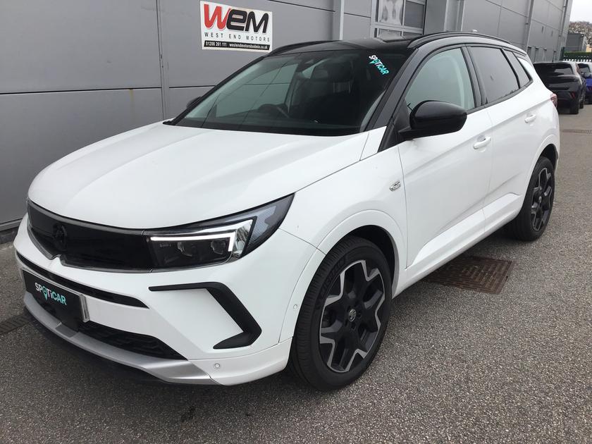 Vauxhall Grandland Photo 58f304e6-624a-4d41-8e73-bd9f52610b4d.jpg