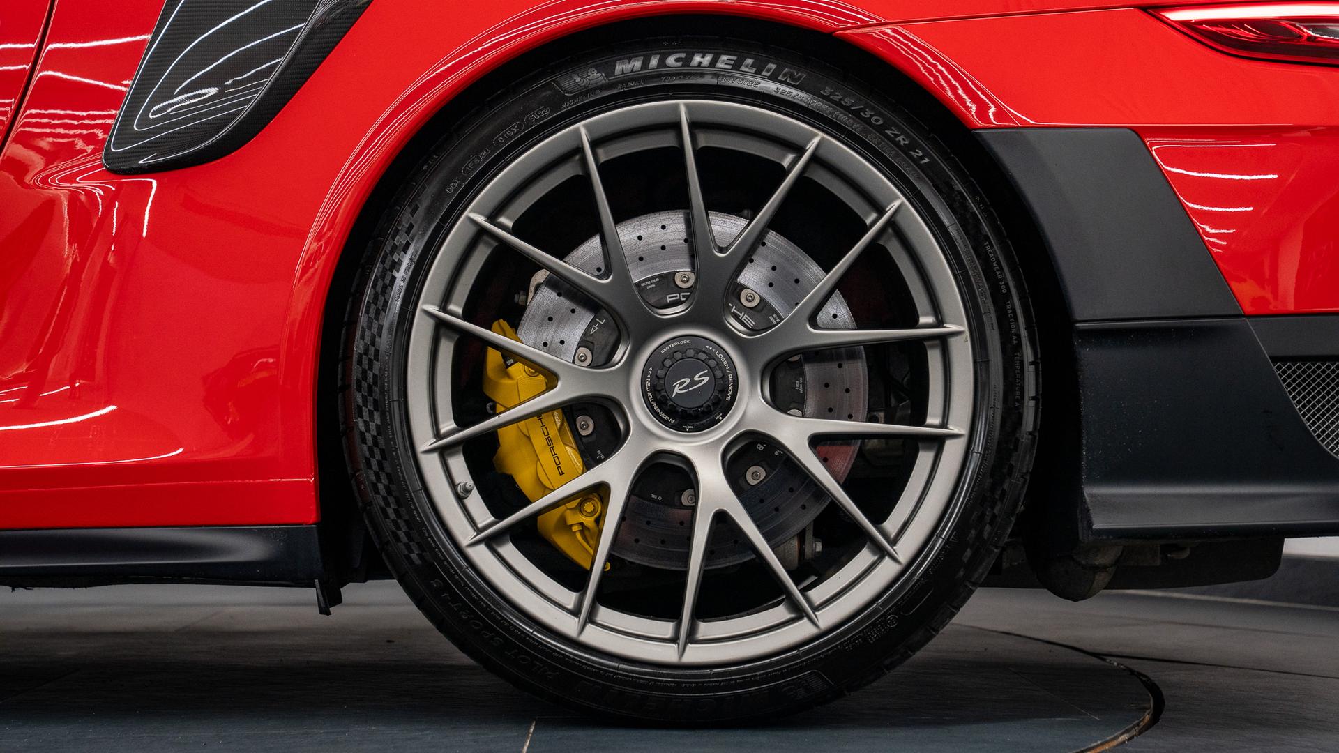 Porsche 911 Photo 58fd5214-f2b3-4aa3-965f-0705b7cb45ee.jpg