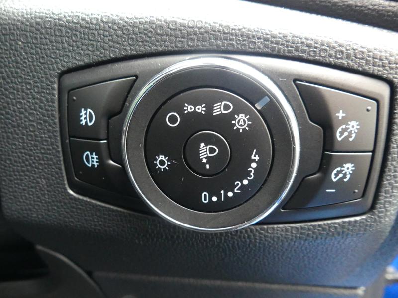 Ford EcoSport Photo 59064996-9cd5-40f0-9b10-310c03ef7e32.jpg