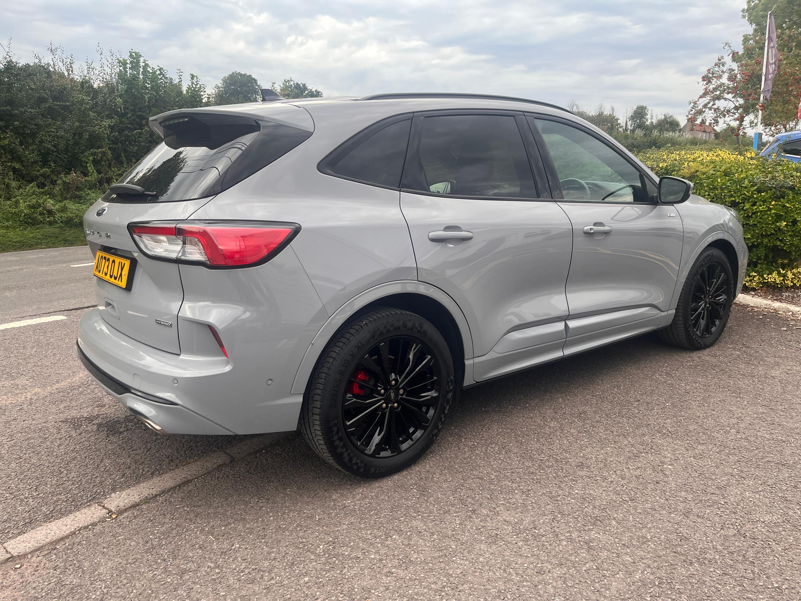 Used Ford Kuga AO73OJX 8