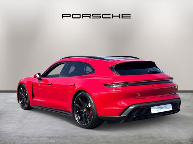PORSCHE Taycan Photo 5
