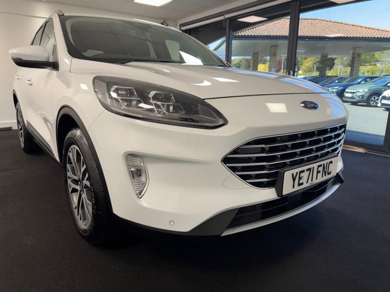 Ford Kuga Photo 592b4d9e-7219-4d51-8113-b58864c9f40c.jpg
