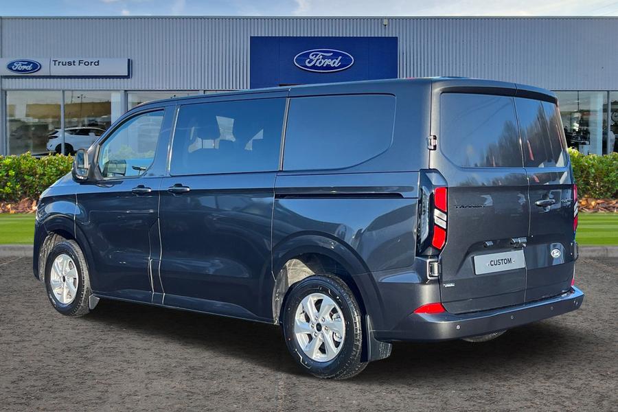 Ford TRANSIT CUSTOM Photo 593ab68e-62ea-497e-bbf3-23b76b018294.jpg