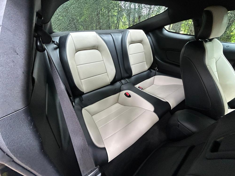 Used Ford Mustang LY16LWJ 23