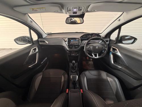 Peugeot 2008 Photo 5953ef6a-d10e-4759-bdc2-3002c5ee57b8.jpeg