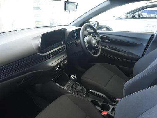 Hyundai i20 Photo 595704dd-c0ac-4e25-8949-fbf270ebc385.jpg