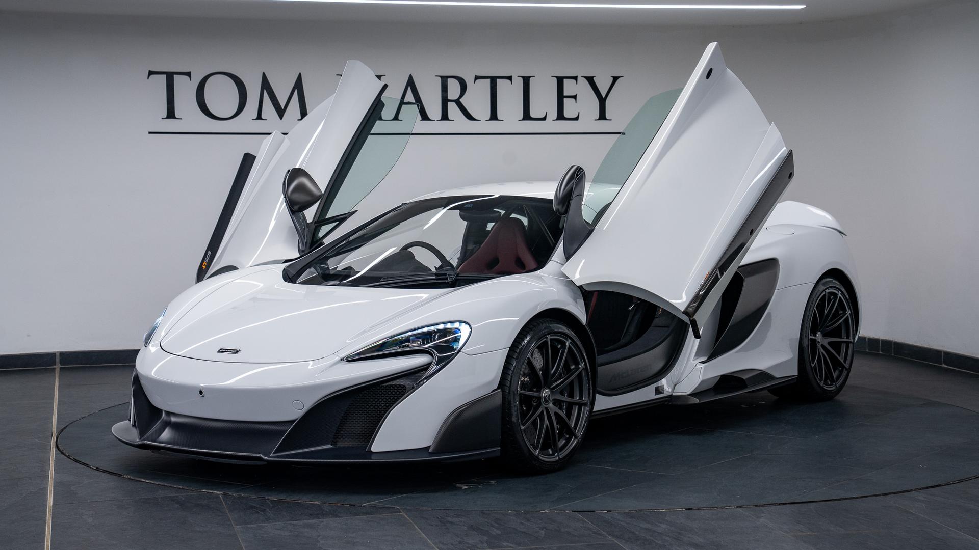 McLaren 675 LT Photo 595a7650-df2b-4fed-af03-953ee59c5e5a.jpg