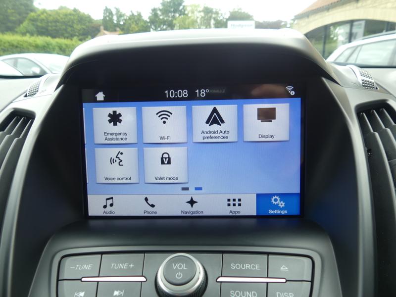 Ford Kuga Photo 595a920b-11fe-4e40-9164-c5c5d28dc47b.jpg
