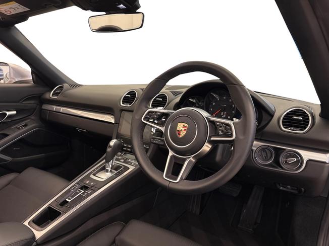 PORSCHE 718 Boxster Photo 24