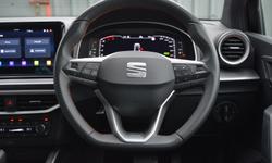 SEAT ARONA Photo 13
