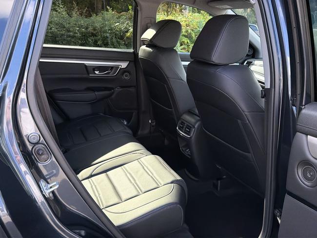 Honda CR-V Photo 59703f1d-b1b5-4e5e-9755-9871506199e2.jpg
