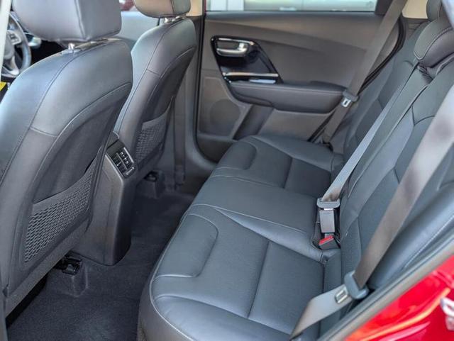 Kia Niro Photo 59708aa8-bb04-412e-9500-57e1d2a6c8d6.jpg