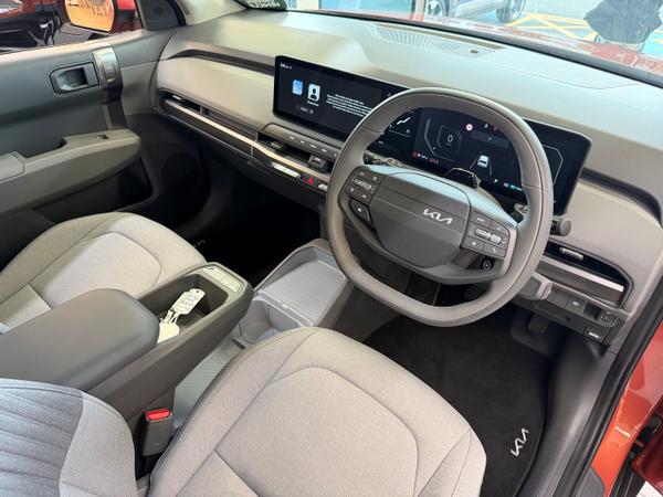 Kia EV3 Standard Range 58.3kWh Air SUV 5dr Electric Auto (201 bhp) Photo 7