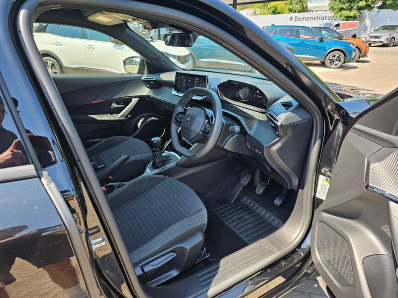 2023 23 PEUGEOT 2008