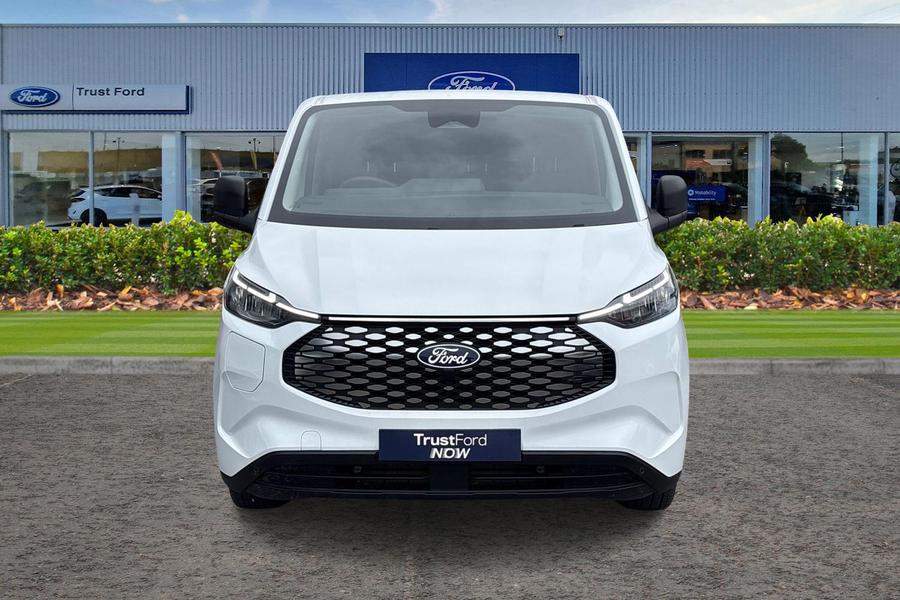 Ford E-TRANSIT CUSTOM Photo 597d1bc8-36ce-43b9-a172-045cf2948ea8.jpg