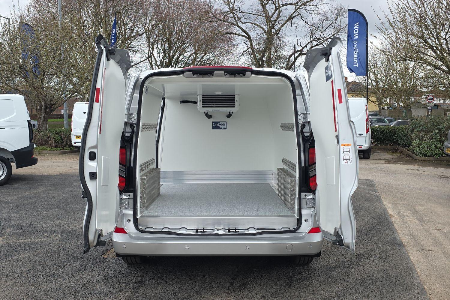Ford TRANSIT CUSTOM Photo 6