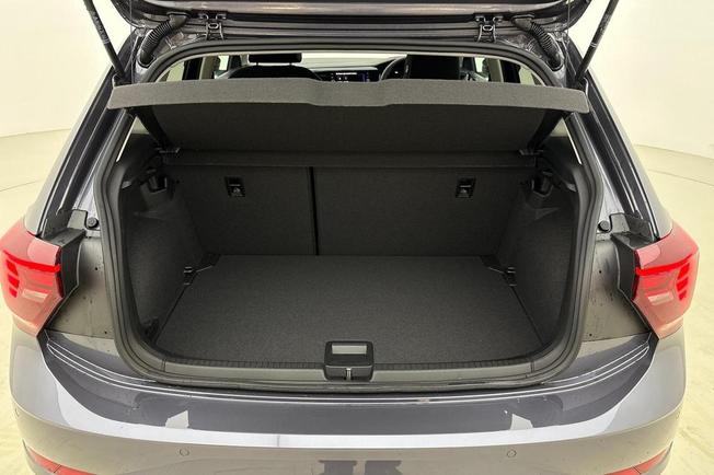 VOLKSWAGEN Polo Photo 10