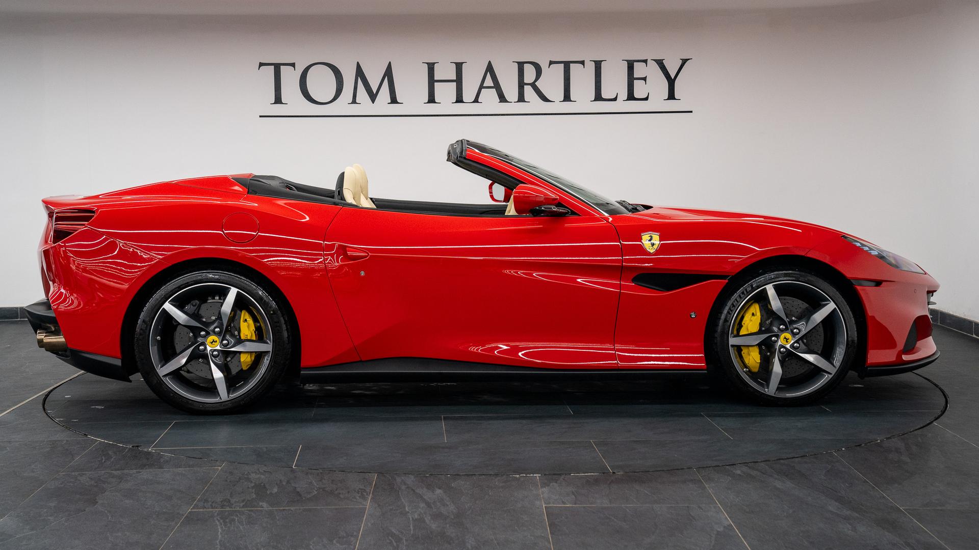 Ferrari Portofino Photo 59a266d6-03b0-4b87-b386-8aafadb07a38.jpg